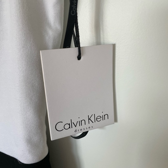 NWT Calvin Klein Black & White Colorblock Sheath Dress – Size 2 - Picture 3 of 9
